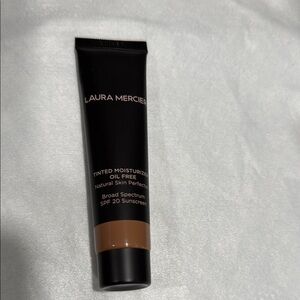 Laura Mercier Tinted Moisturizer - oil free Skin Perfection in 5N1 Walnut